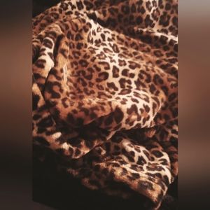 Leopard Print Fleece Throw